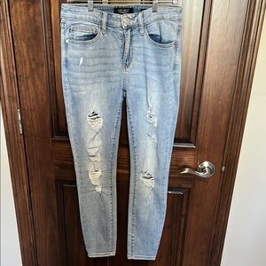Judy Blue Ankle Cropped Skinny Distressed Blue Jeans size 30